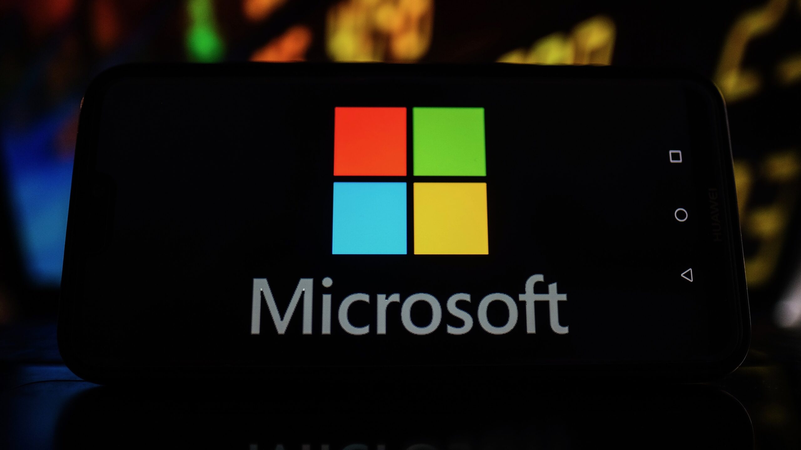 Microsoft Defender , Exchange Sunucularına Otomatik Olarak Yama Uygulayacak
